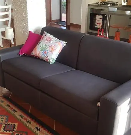 Anna's House بيت للعطل